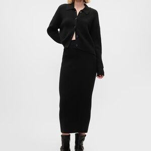NWT Gap CashSoft Rib Midi Sweater Skirt Small Black Original $69.95